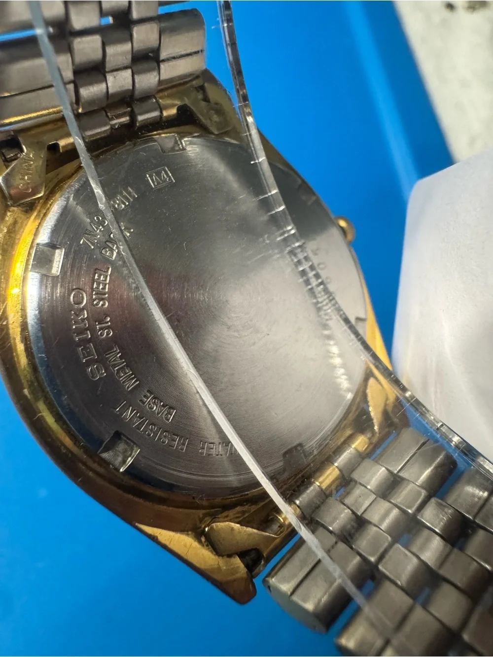 Seiko wristwatch gold